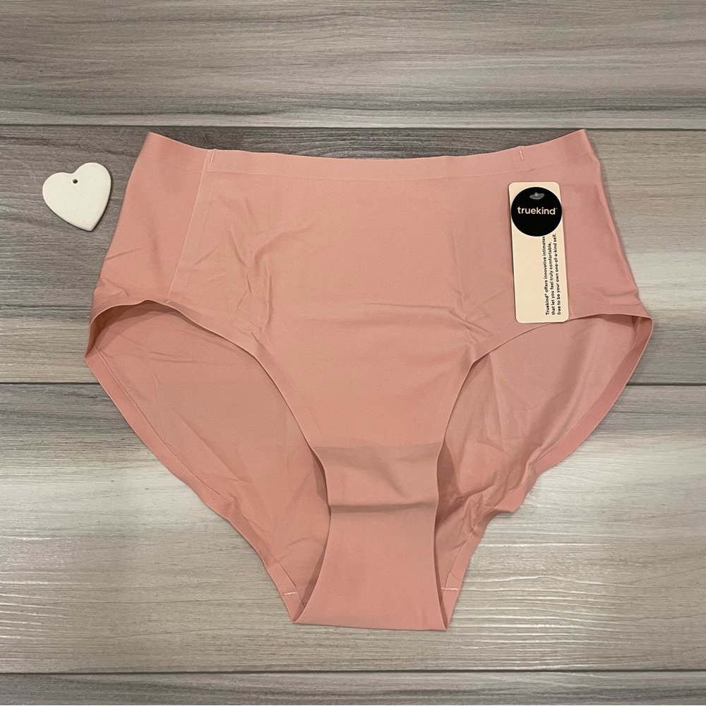 NWT TRUEKIND by Shapermint Seamless Stretch Mid-Waist Brief Size M - XL Rose Tan